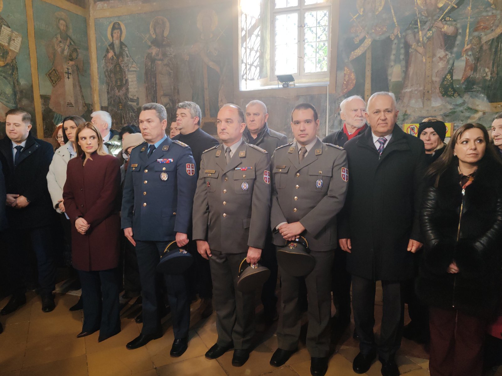 Начелник округа положио венац на гроб краља Милана Обреновића